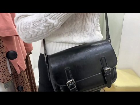 ❤️ Публічна мастурбація молодої сучки FeralBerry фалоімітатором у примірочній ❤️❌ Якісний секс на порно uk.niceporn.ru ❌️❤